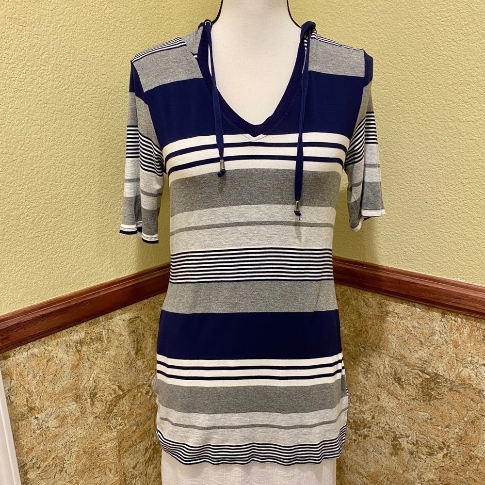 Cable & Gauge Hooded Top Navy Gray White Striped Size Medium Hoodie Short Sleeve - Picture 8 of 8